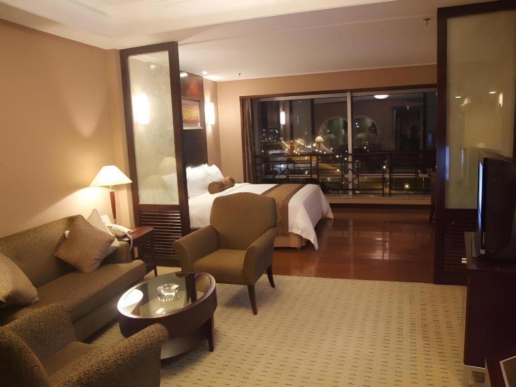 Qingdao Blue Horizon Hotel Laoshan Exterior foto