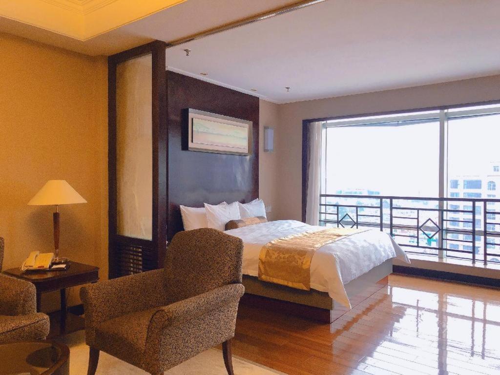 Qingdao Blue Horizon Hotel Laoshan Exterior foto